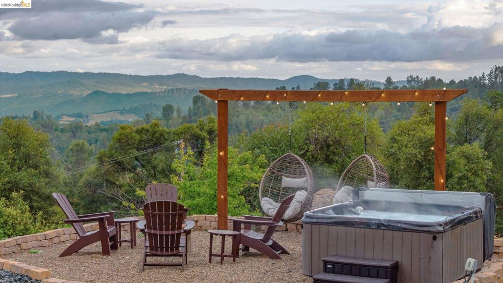18850 Cherokee Rd, Sonora, CA 95370
