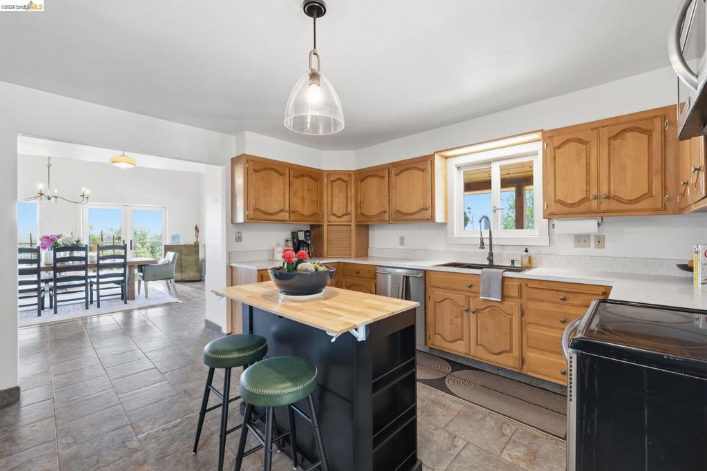 18850 Cherokee Rd, Sonora, CA 95370