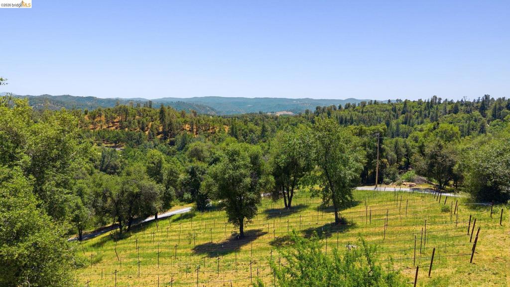 18850 Cherokee Rd, Sonora, CA 95370