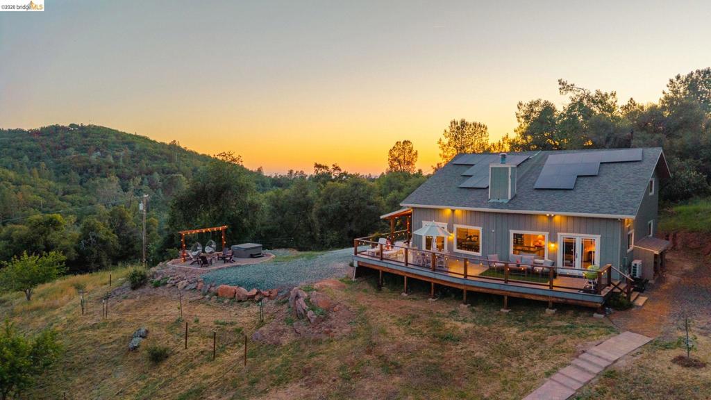 18850 Cherokee Rd, Sonora, CA 95370