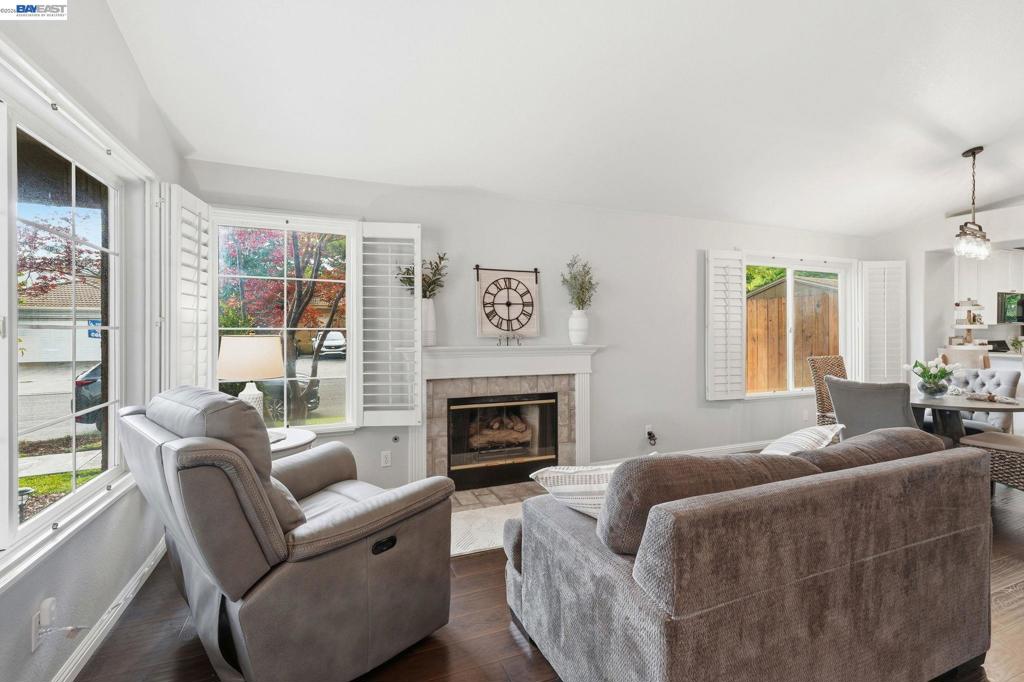 3101 La Costa Ln, Modesto, CA 95355