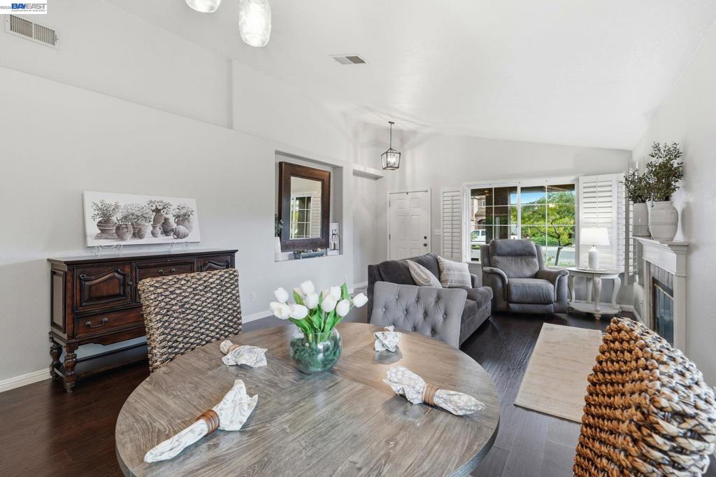 3101 La Costa Ln, Modesto, CA 95355