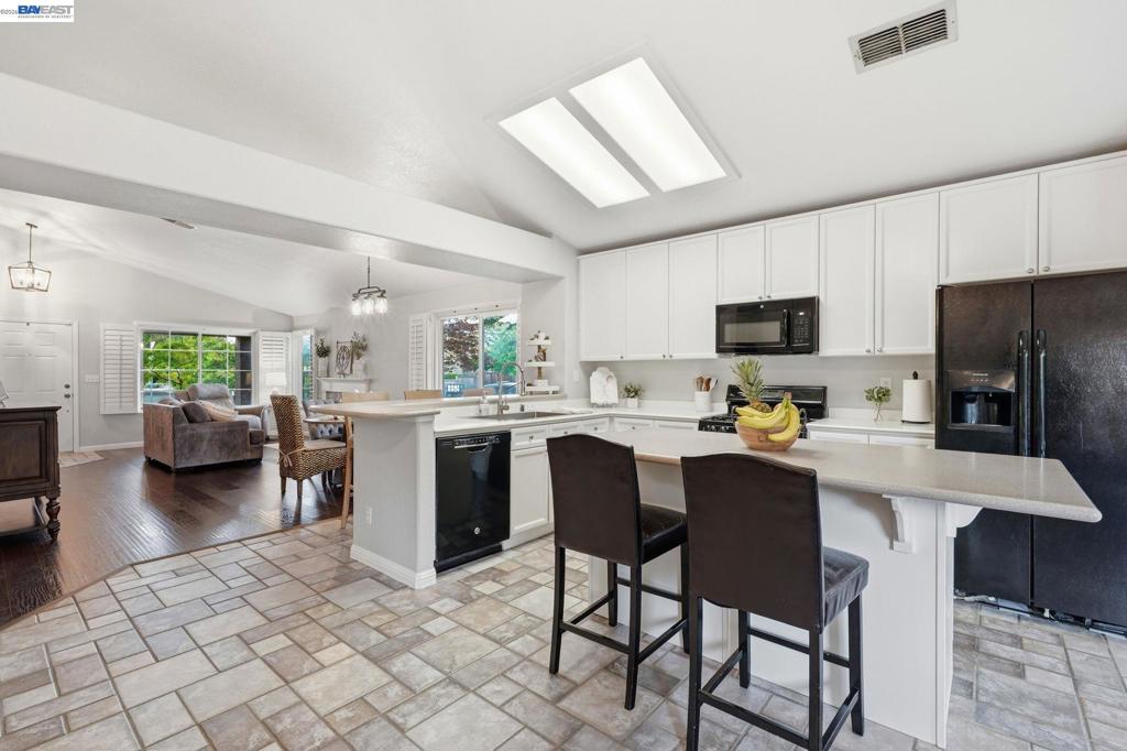 3101 La Costa Ln, Modesto, CA 95355