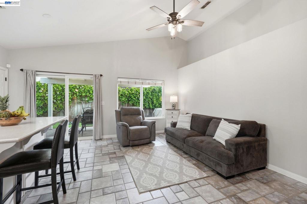 3101 La Costa Ln, Modesto, CA 95355