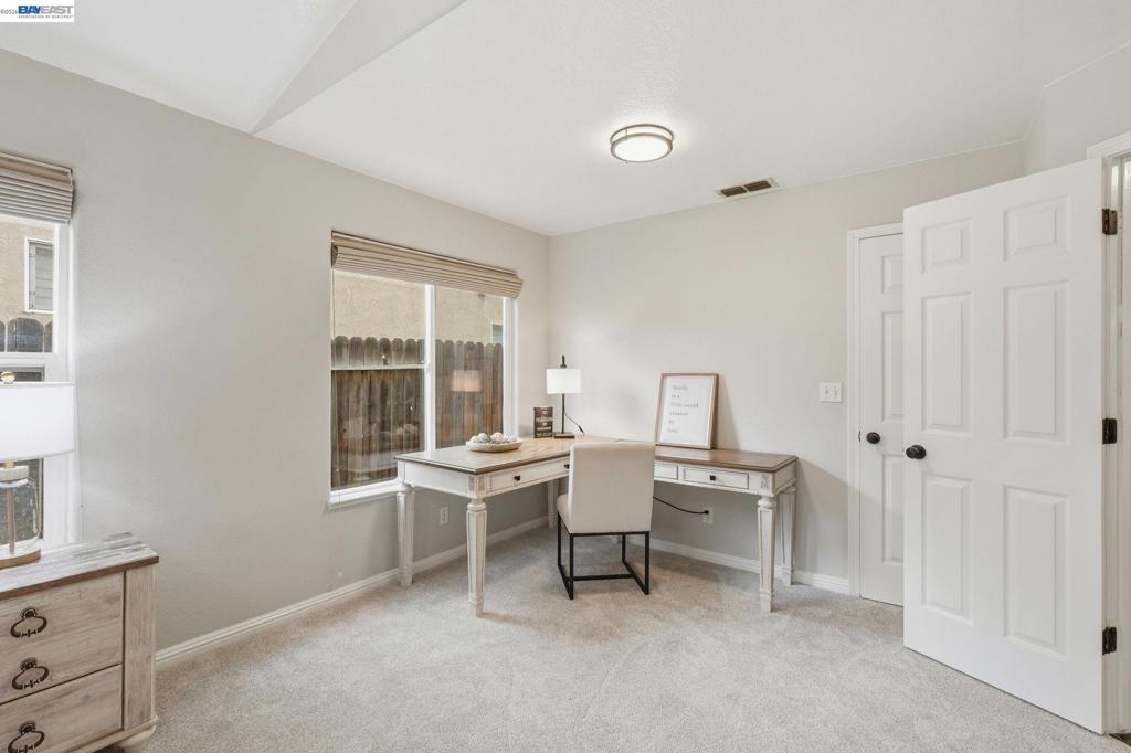 3101 La Costa Ln, Modesto, CA 95355