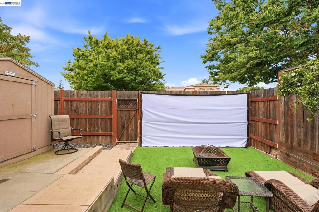 3101 La Costa Ln, Modesto, CA 95355