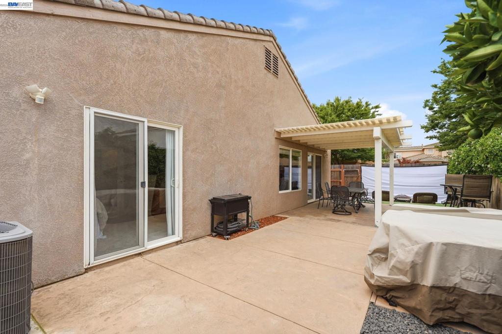3101 La Costa Ln, Modesto, CA 95355