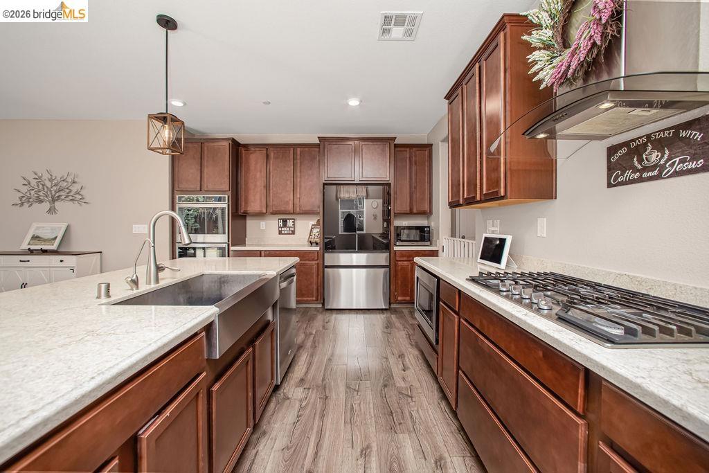 2371 Cornwall Ave, Manteca, CA 95337
