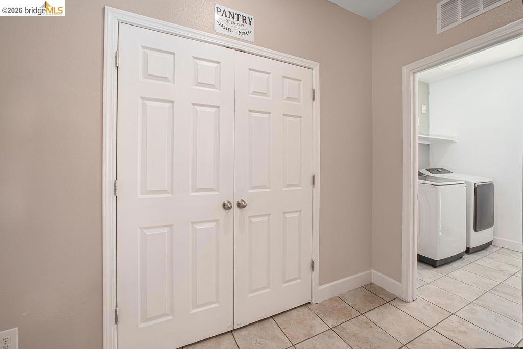 2371 Cornwall Ave, Manteca, CA 95337