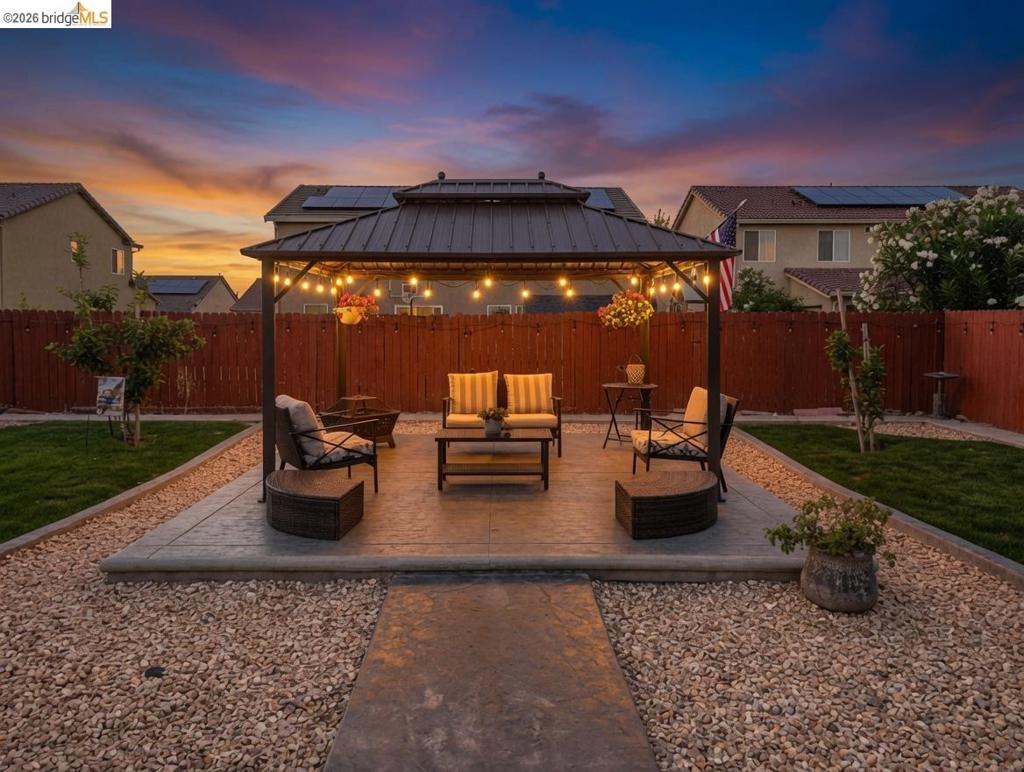 2371 Cornwall Ave, Manteca, CA 95337