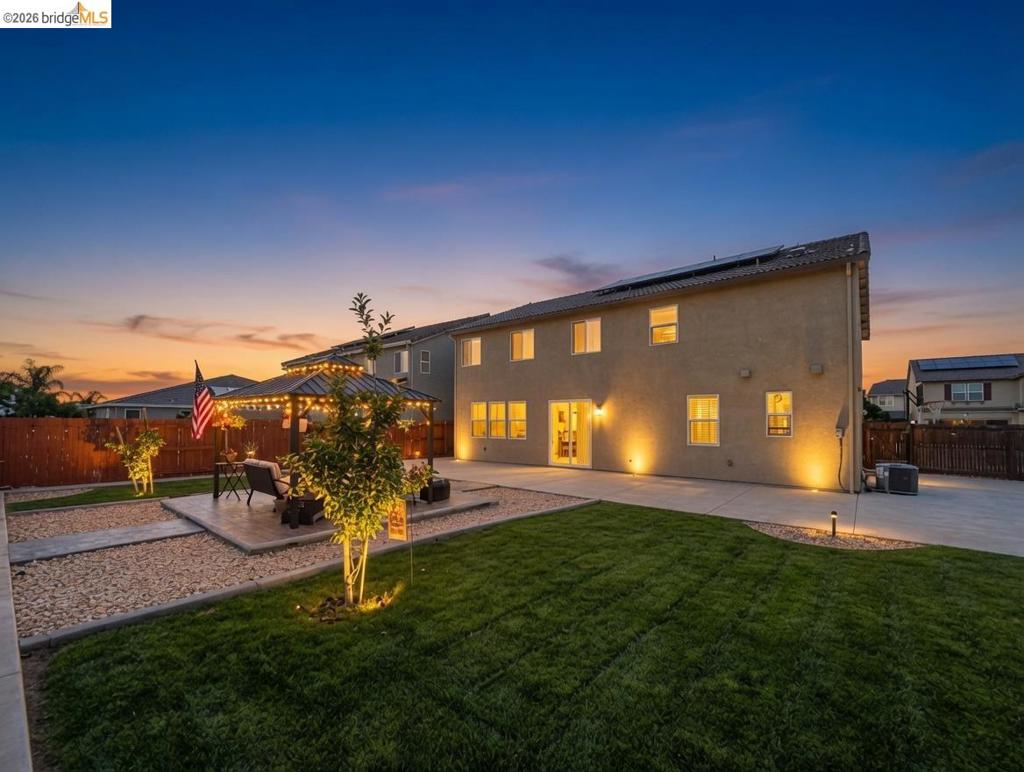 2371 Cornwall Ave, Manteca, CA 95337