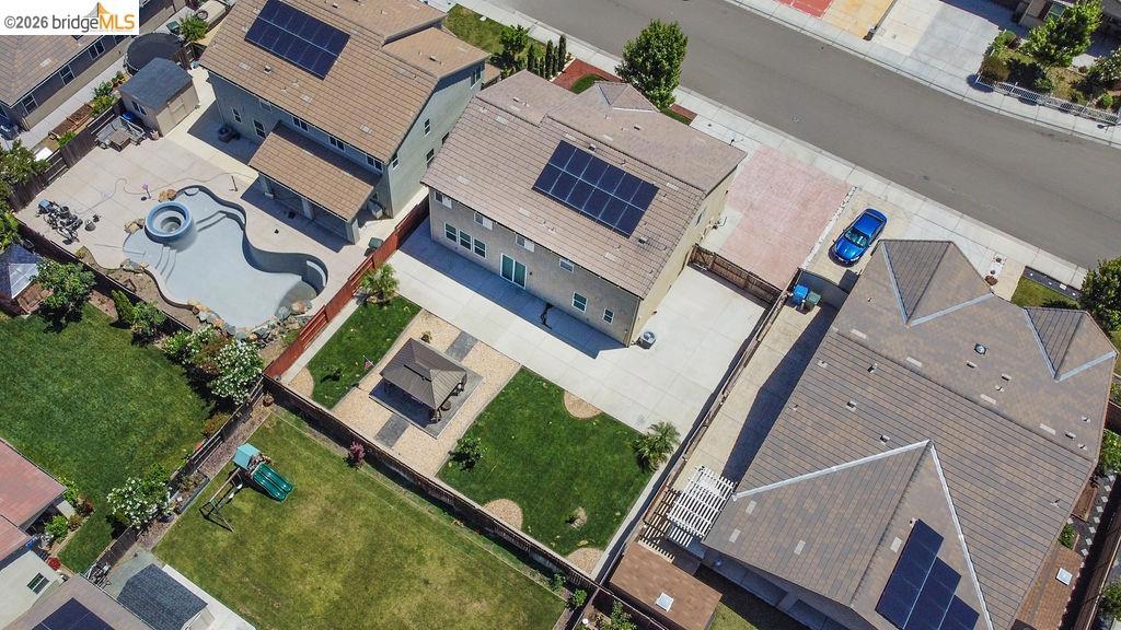 2371 Cornwall Ave, Manteca, CA 95337