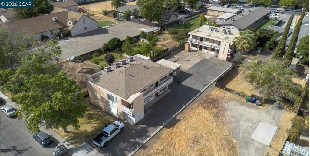 218 220 W K St, Los Banos, CA 93635