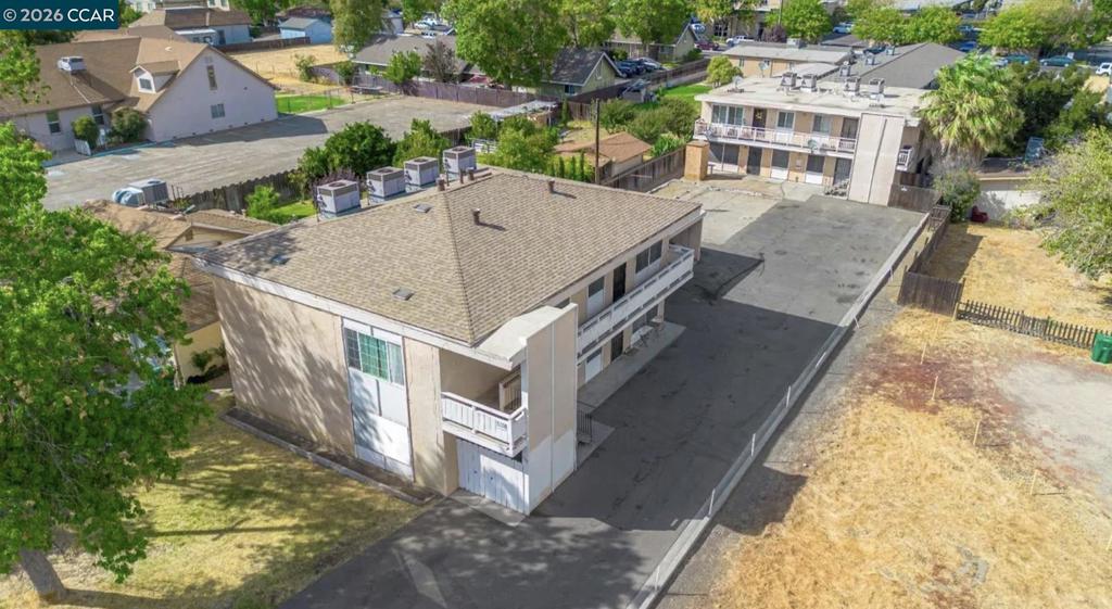 218 220 W K St, Los Banos, CA 93635