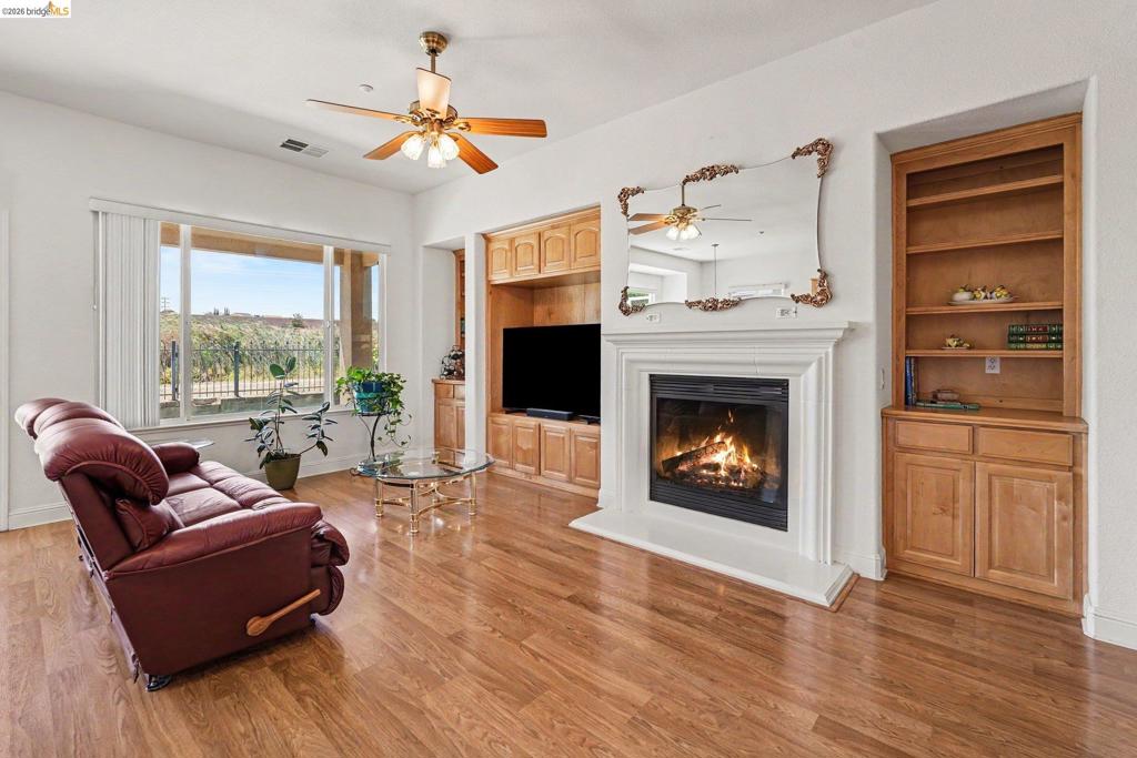 979 Centennial Dr, Brentwood (CC), CA 94513