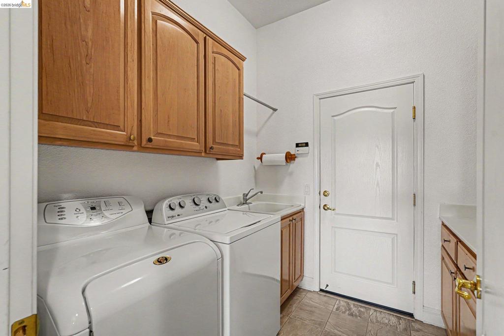 979 Centennial Dr, Brentwood (CC), CA 94513
