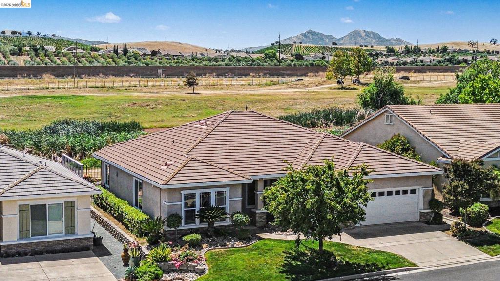979 Centennial Dr, Brentwood (CC), CA 94513