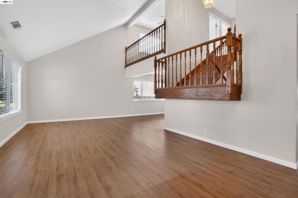 1264 Sprague St, Manteca, CA 95336