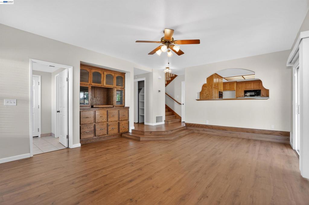 1264 Sprague St, Manteca, CA 95336