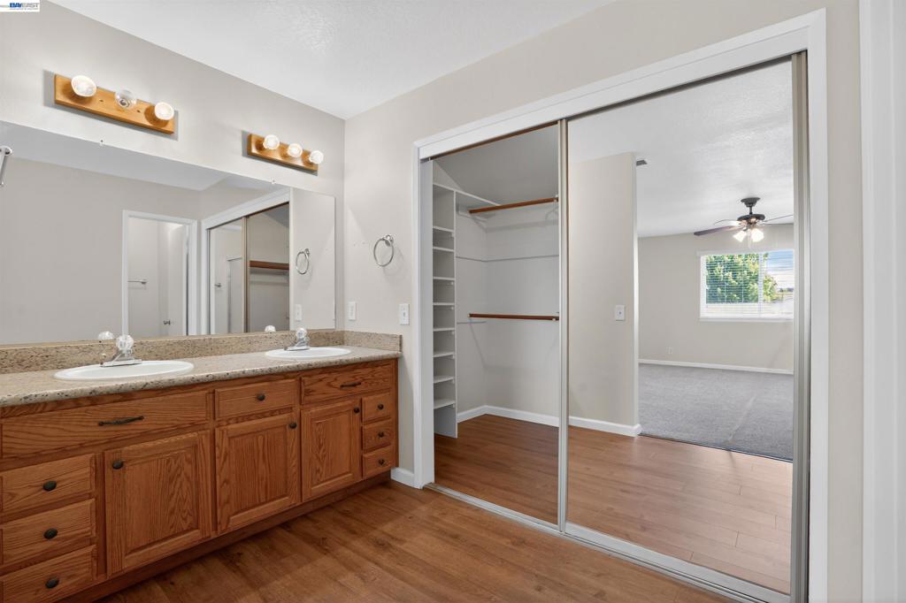 1264 Sprague St, Manteca, CA 95336