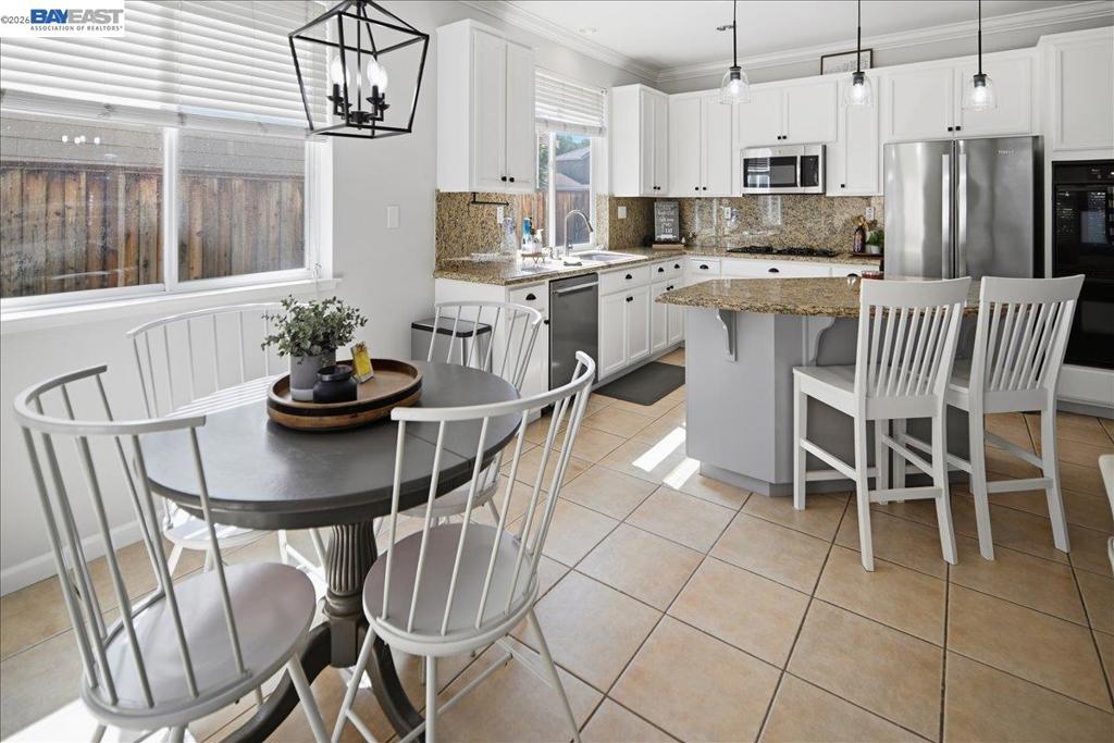 782 Redhaven St, Brentwood (CC), CA 94513