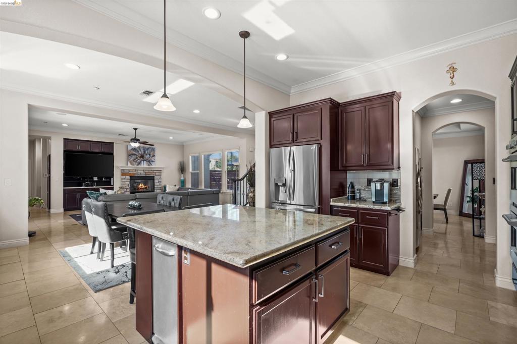 1596 Cherry Blossom Ct, Brentwood (CC), CA 94513