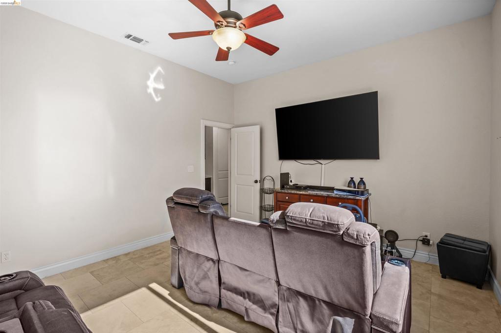 1596 Cherry Blossom Ct, Brentwood (CC), CA 94513