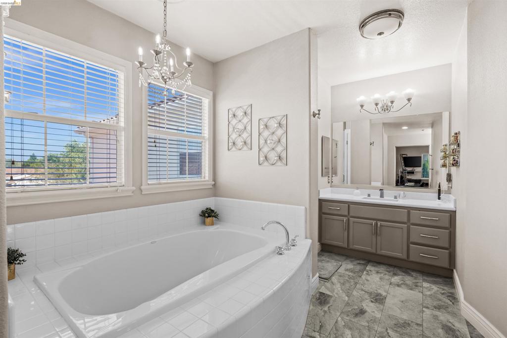 1596 Cherry Blossom Ct, Brentwood (CC), CA 94513