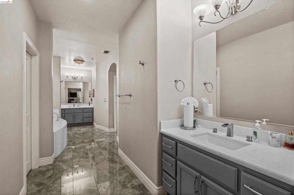 1596 Cherry Blossom Ct, Brentwood (CC), CA 94513