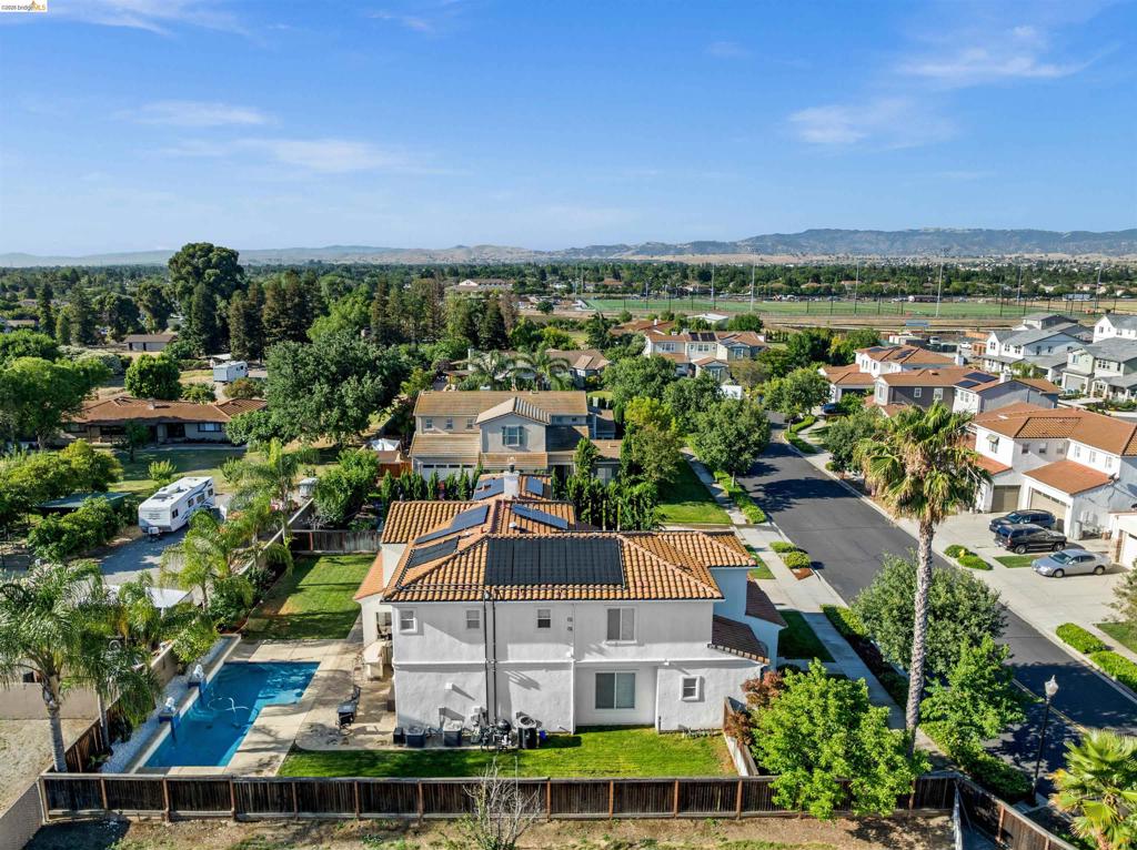 1596 Cherry Blossom Ct, Brentwood (CC), CA 94513