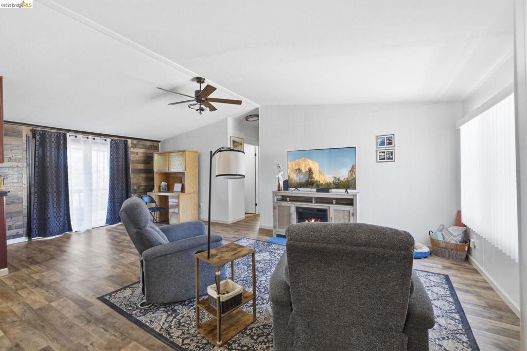 10760 Wigwam Rd, Jamestown, CA 95327
