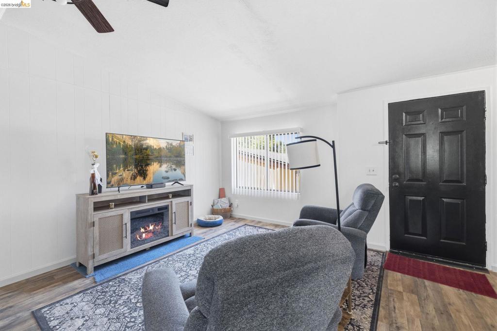 10760 Wigwam Rd, Jamestown, CA 95327