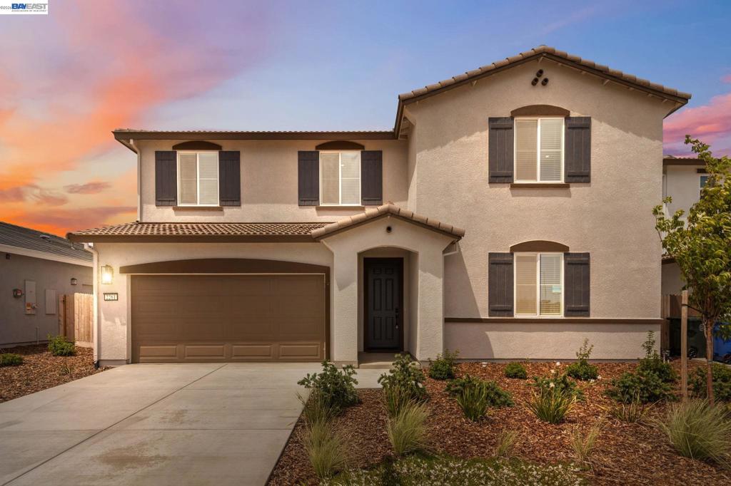 2261 Hewins Street, Manteca, CA 95337