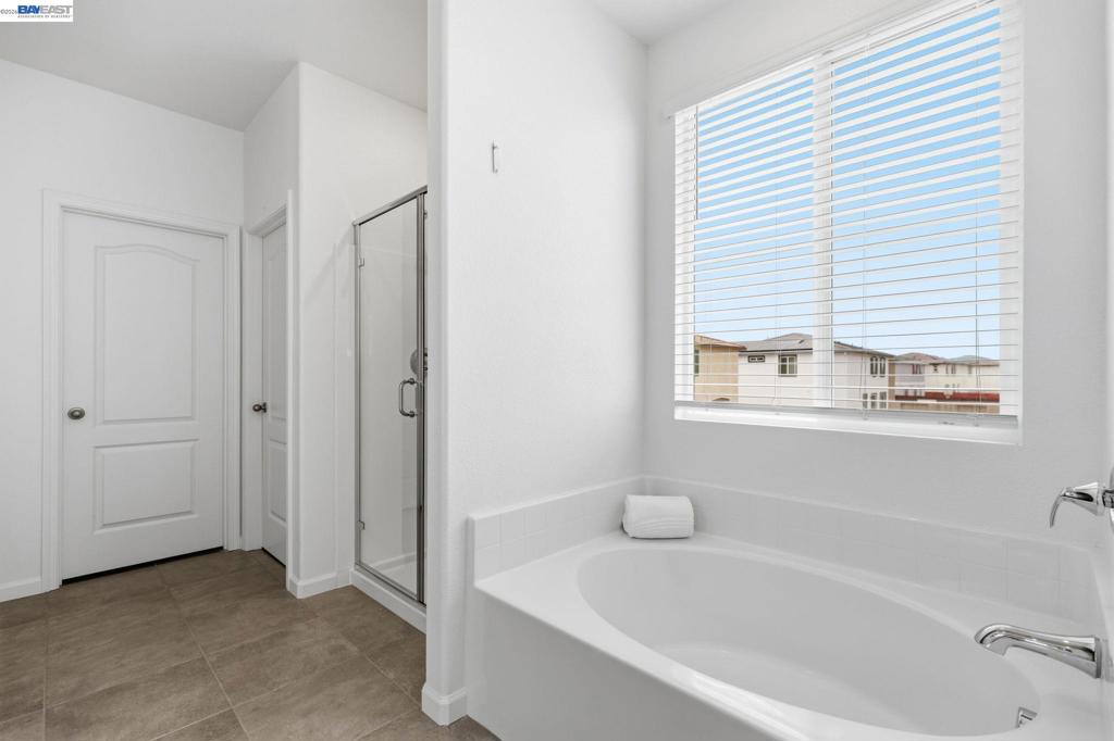 2261 Hewins Street, Manteca, CA 95337