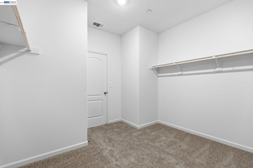 2261 Hewins Street, Manteca, CA 95337