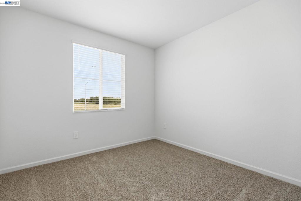 2261 Hewins Street, Manteca, CA 95337