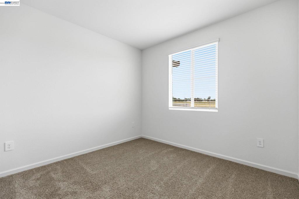 2261 Hewins Street, Manteca, CA 95337