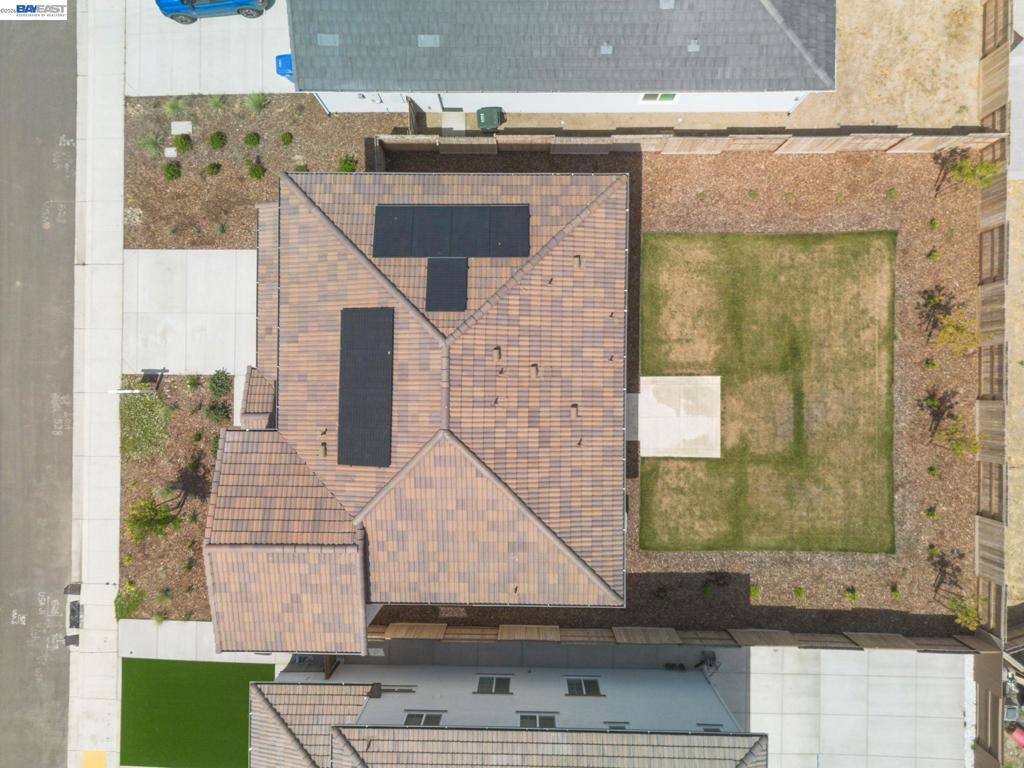 2261 Hewins Street, Manteca, CA 95337