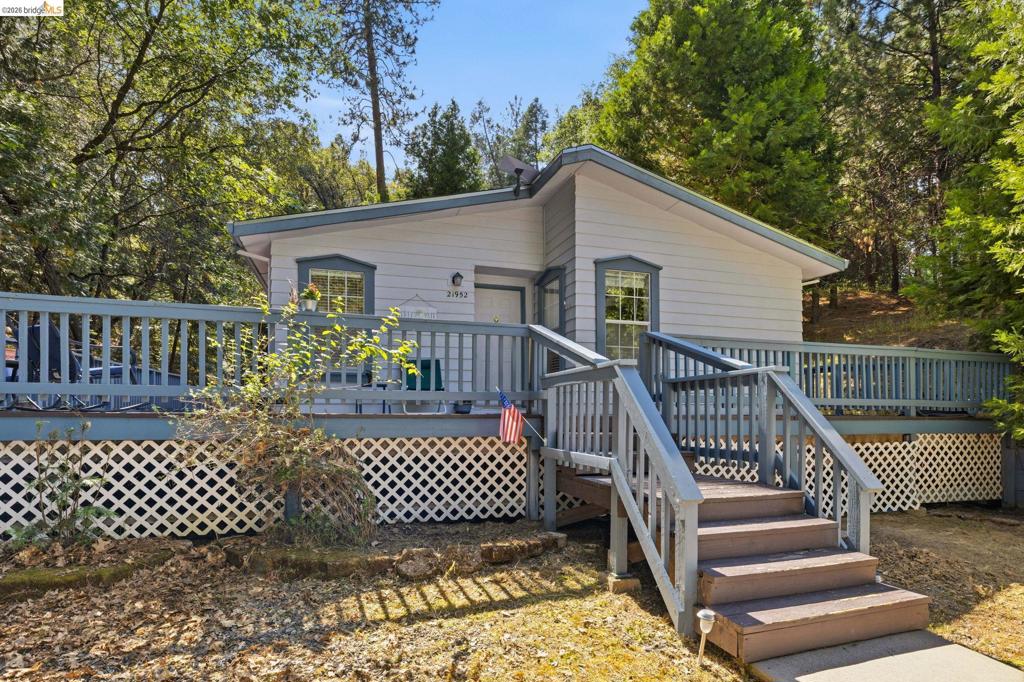 21952 Glenwood Rd, Sonora, CA 95370