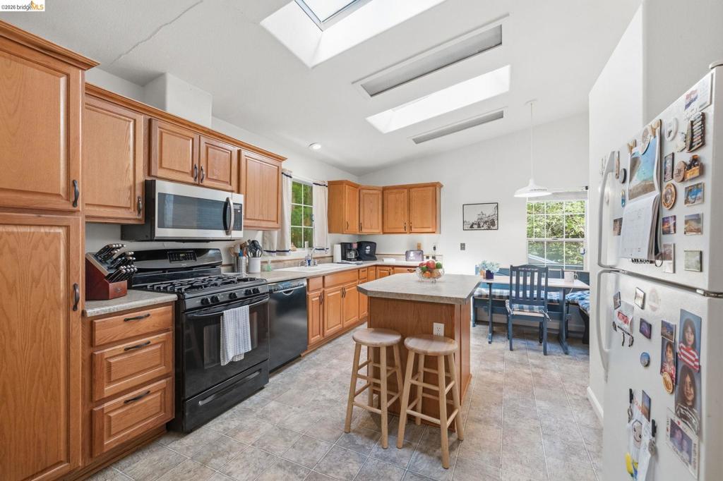 21952 Glenwood Rd, Sonora, CA 95370