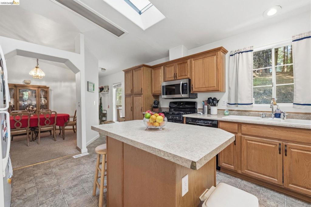 21952 Glenwood Rd, Sonora, CA 95370