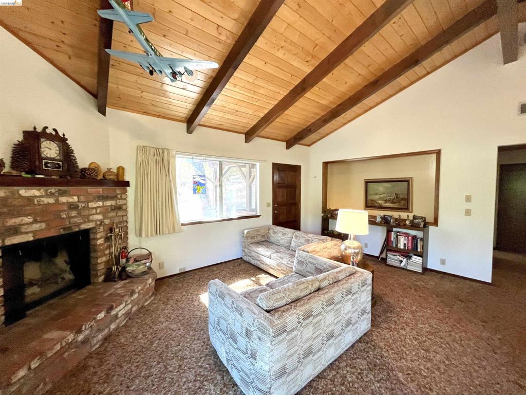 20872 McKinley Way, Groveland, CA 95321