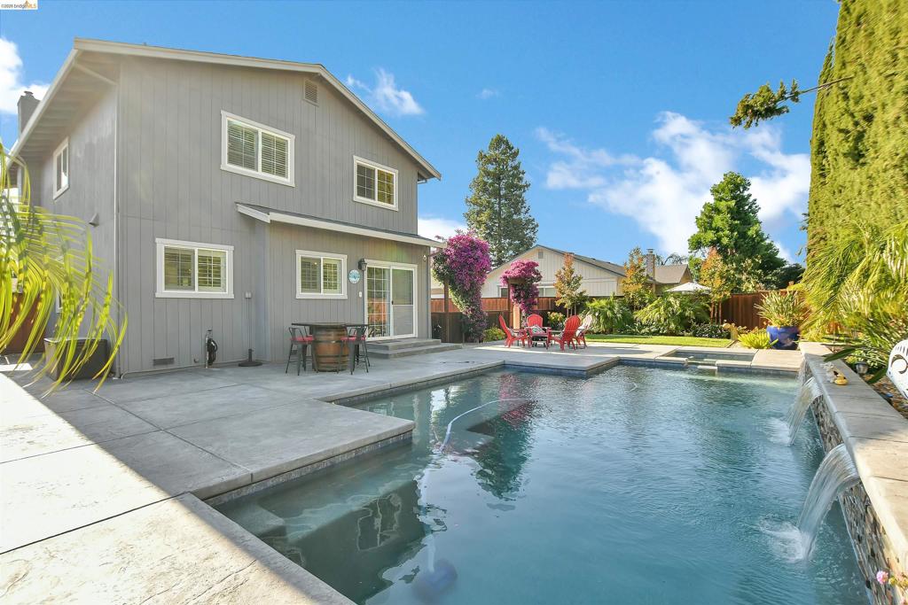 525 Nottingham Dr, Brentwood (CC), CA 94513