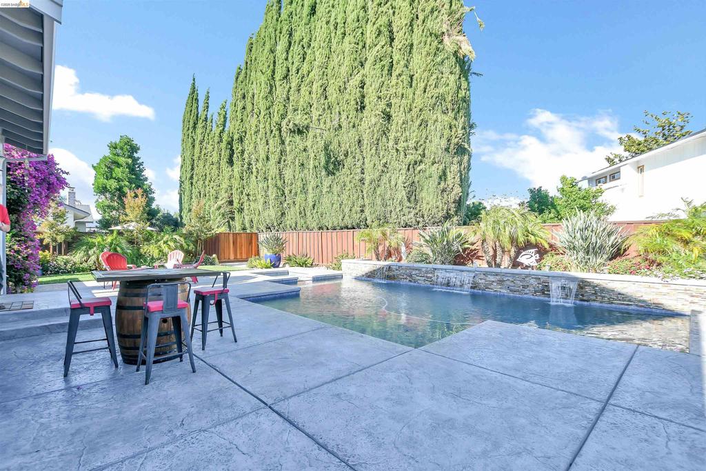 525 Nottingham Dr, Brentwood (CC), CA 94513