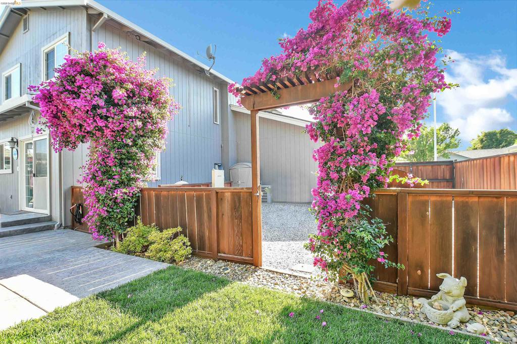 525 Nottingham Dr, Brentwood (CC), CA 94513