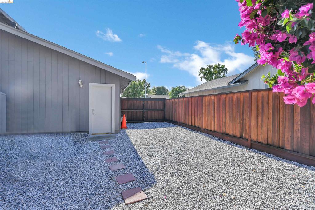 525 Nottingham Dr, Brentwood (CC), CA 94513