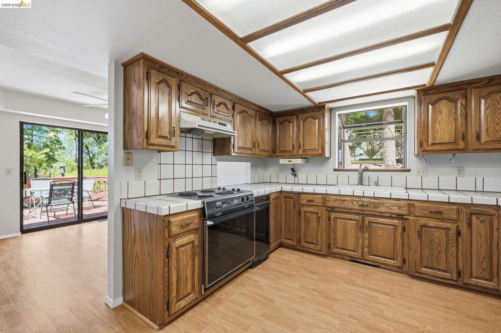 20775 Point View, Groveland, CA 95321