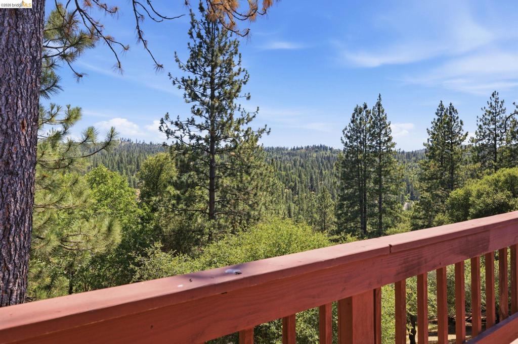 20775 Point View, Groveland, CA 95321