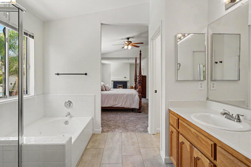 894 Stonewood Dr, Brentwood (CC), CA 94513