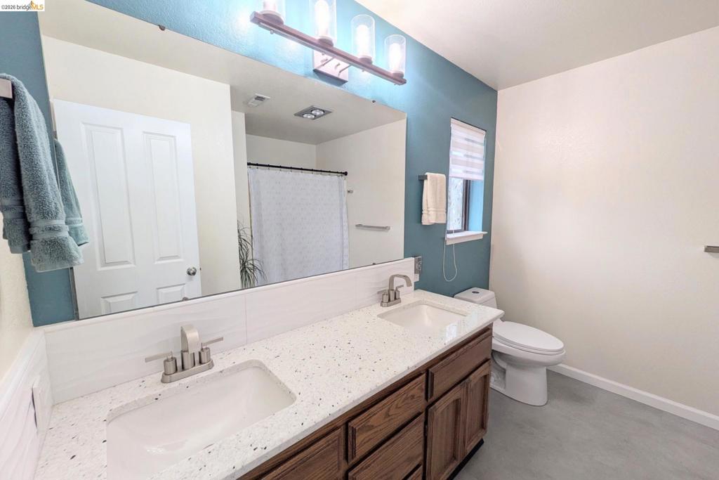 20812 Point View Dr., Groveland, CA 95321